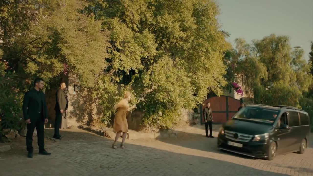 Кадры из сериала Дочь посла 11 серия 2 сезон (2019)