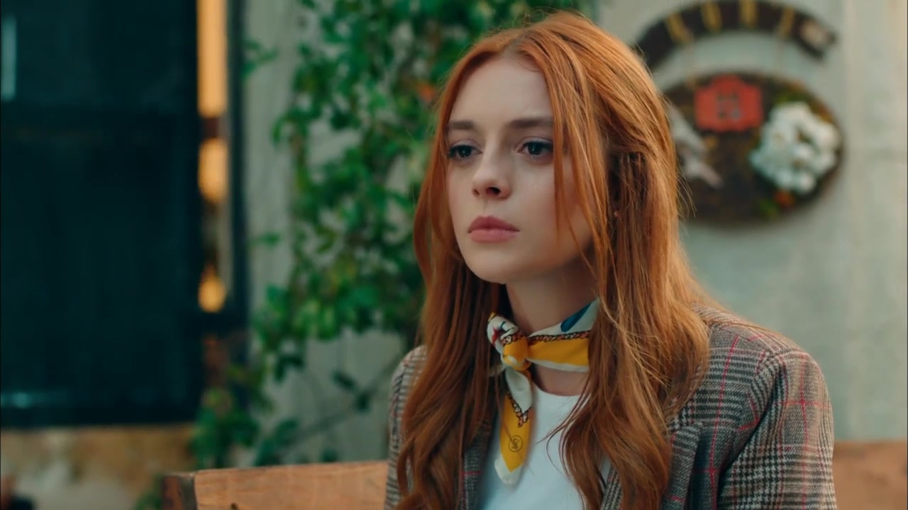 Кадры из сериала Уважаемое прошлое 3 серия 1 сезон (2019)