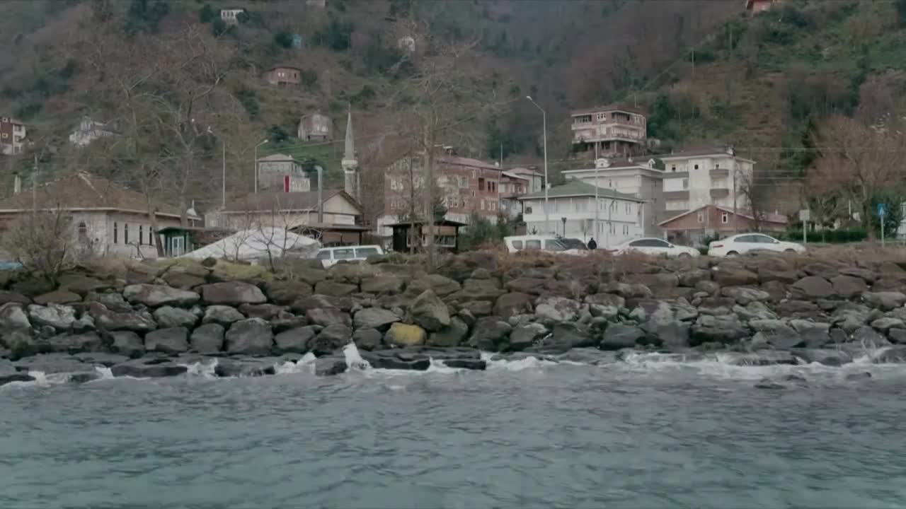 Кадры из сериала Ты расскажи, Карадениз (2018)