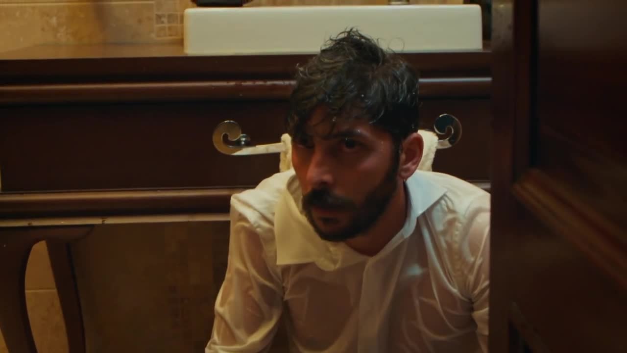 Кадры из сериала Ты расскажи, Карадениз (2018)