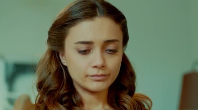 Кадры из сериала Война роз 1 серия 1 сезон (2014)