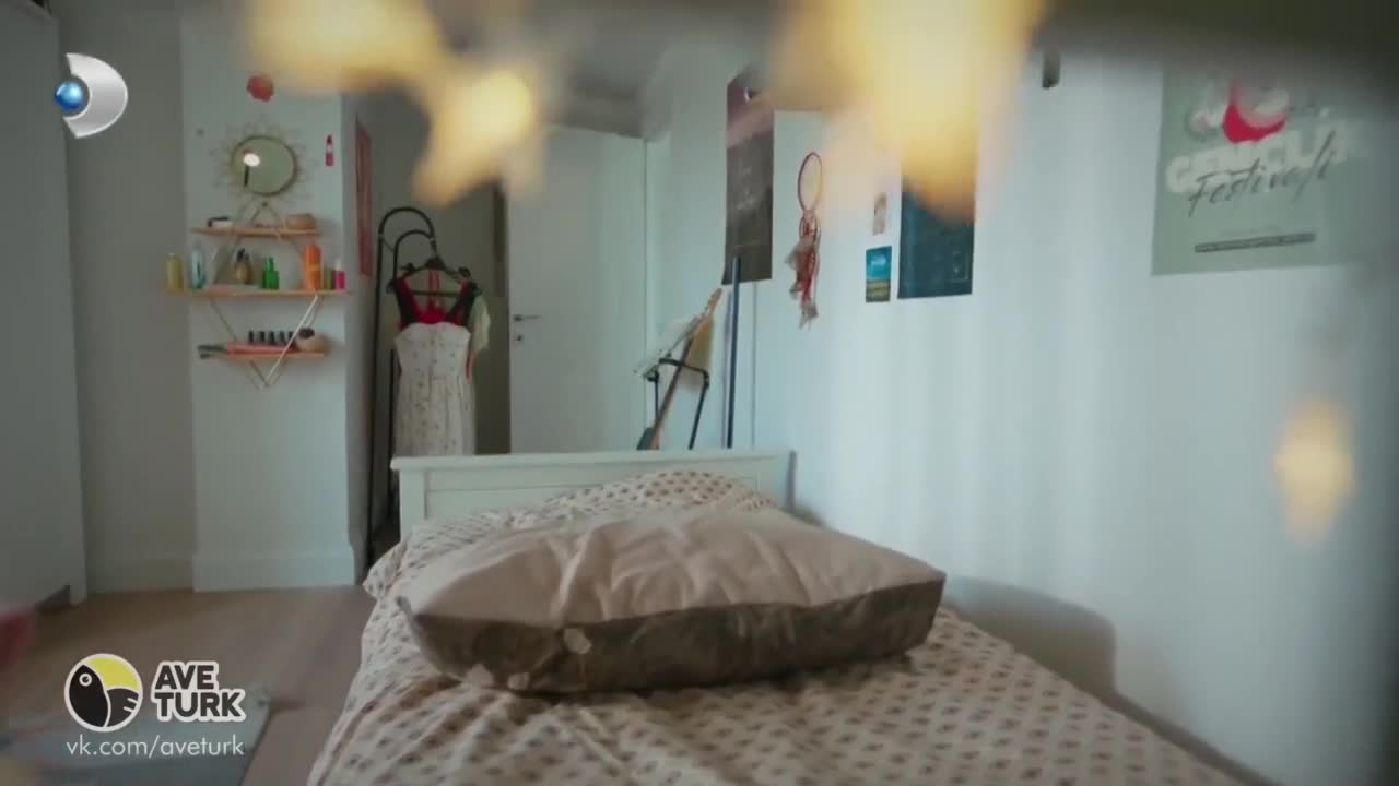 Кадры из сериала Тропики 9 серия 1 сезон (2023)