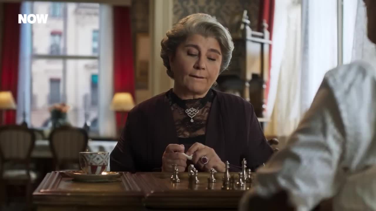 Кадры из сериала Семья Шакира-Паши: чудеса и скандалы 1 серия 1 сезон (2024)