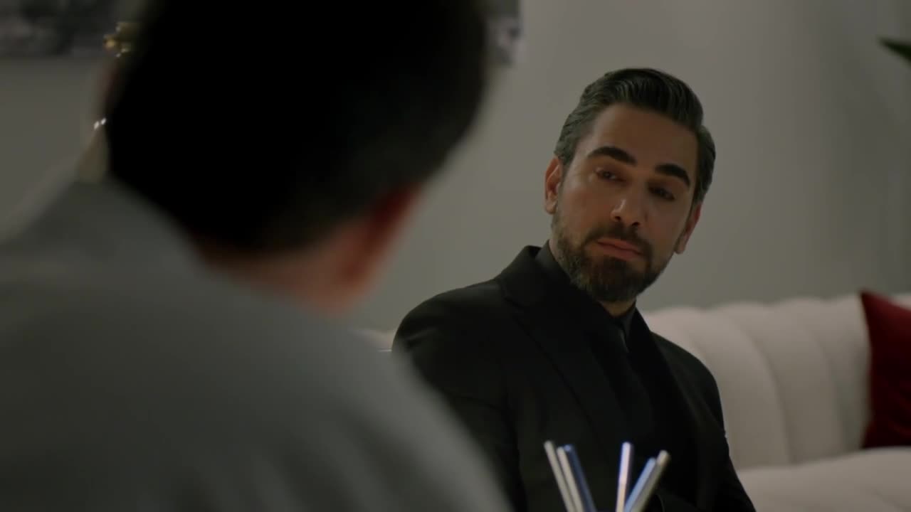 Кадры из сериала В конце ночи 11 серия 1 сезон (2022)