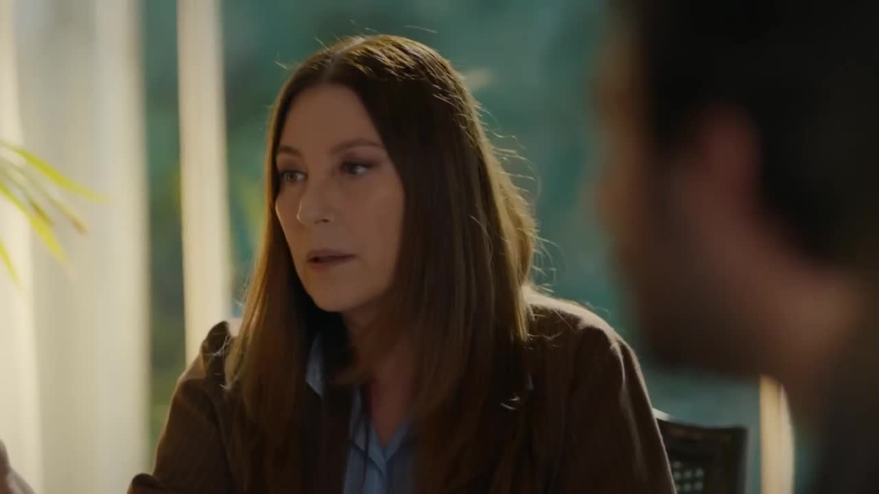 Кадры из сериала Измена (2022)