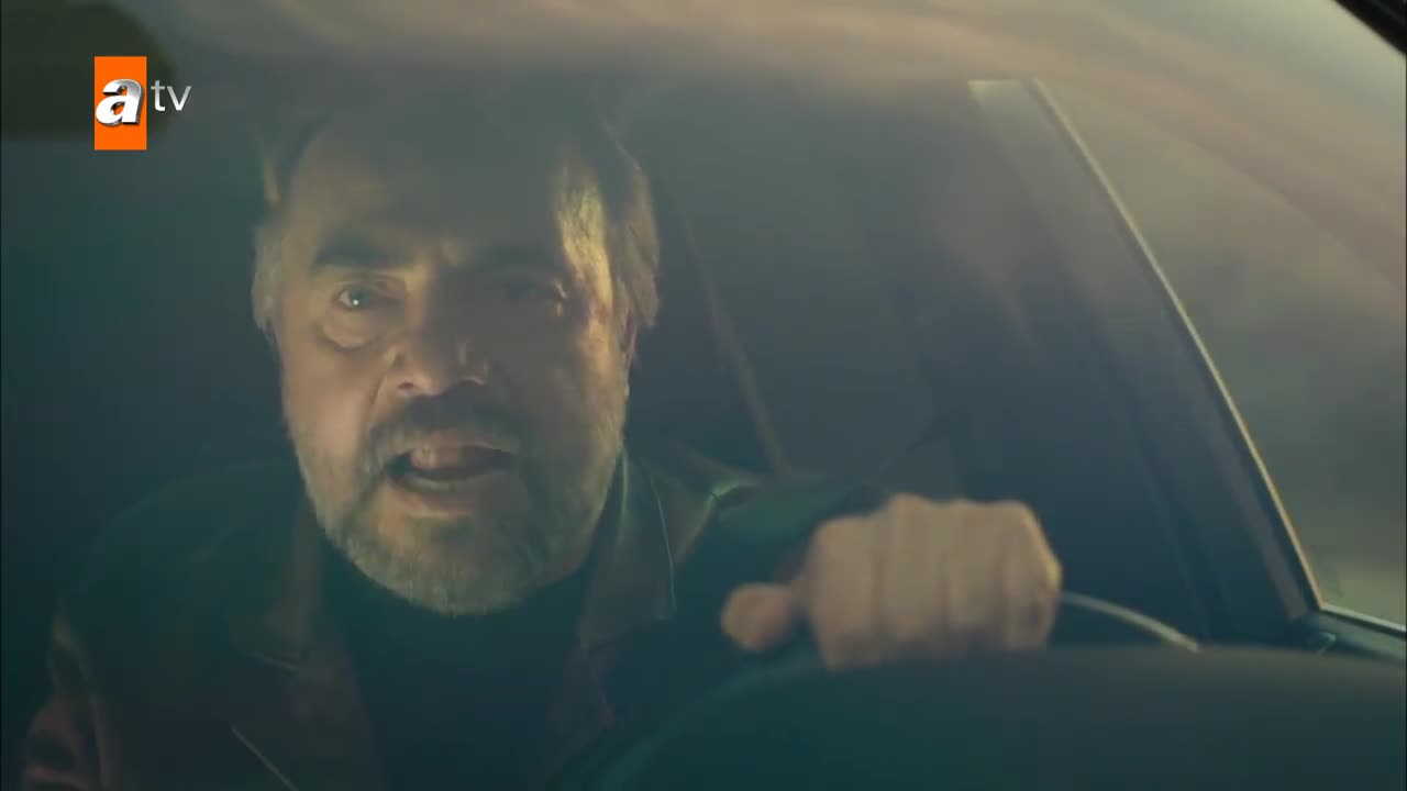 Кадры из сериала Я не могу вписаться в этот мир 5 серия 1 сезон (2022)