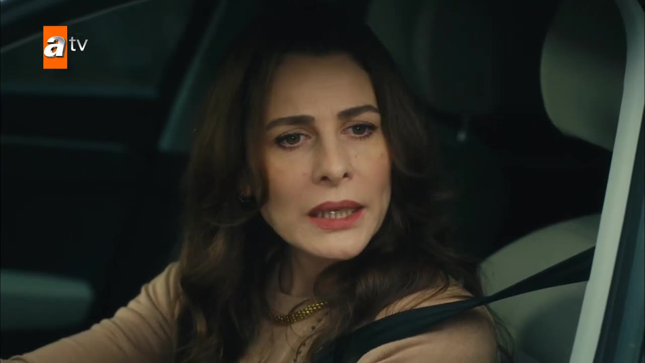 Кадры из сериала Я не могу вписаться в этот мир 6 серия 1 сезон (2022)