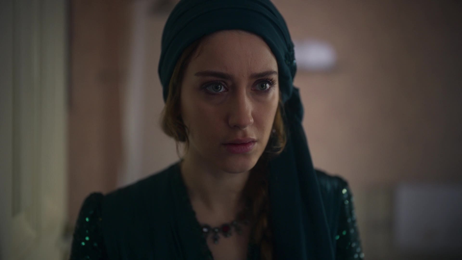 Кадры из сериала Полночь в отеле Пера Палас 2 серия 1 сезон (2022)