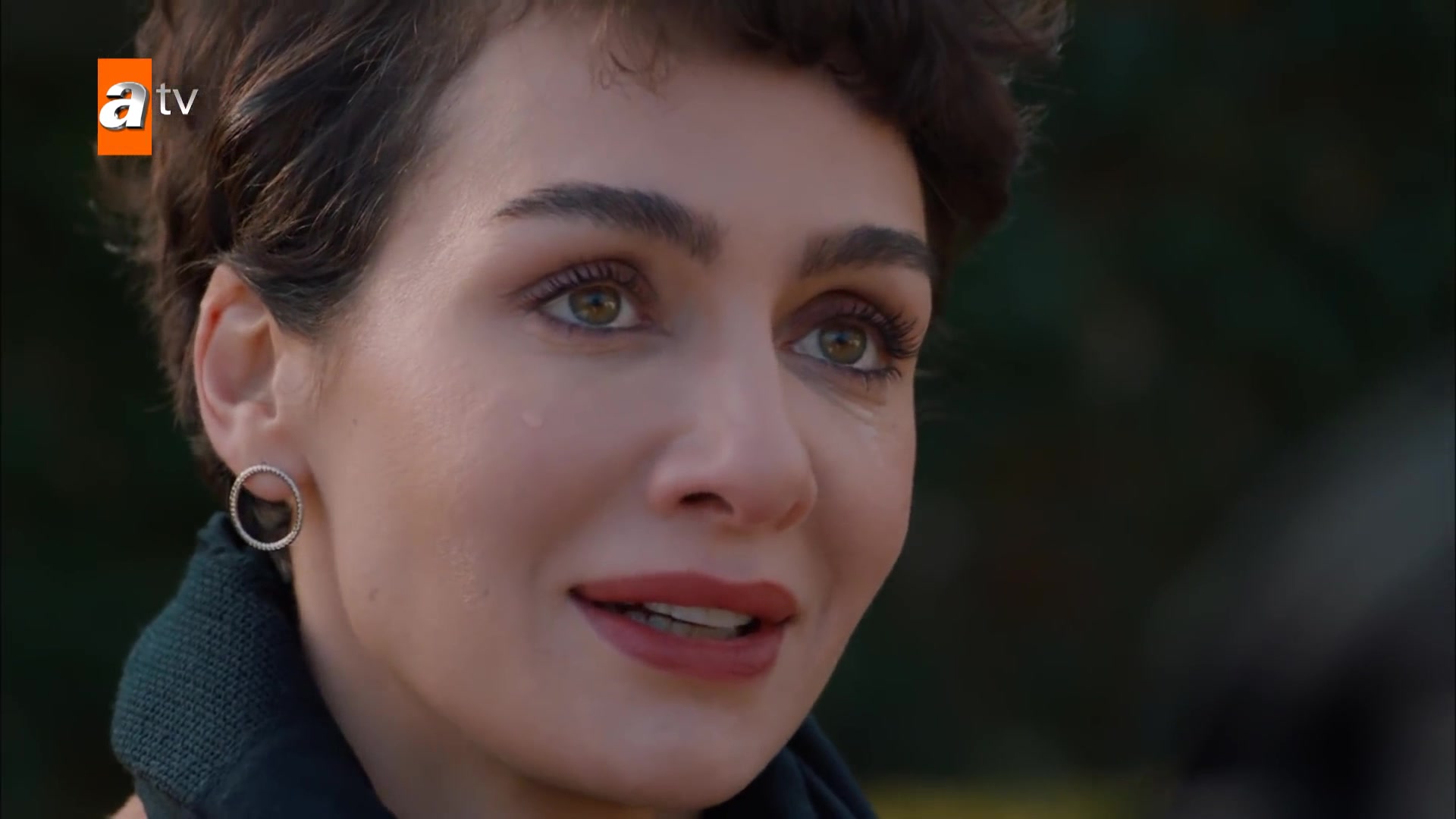 Кадры из сериала Не плачь, мама 12 серия 1 сезон (2018)