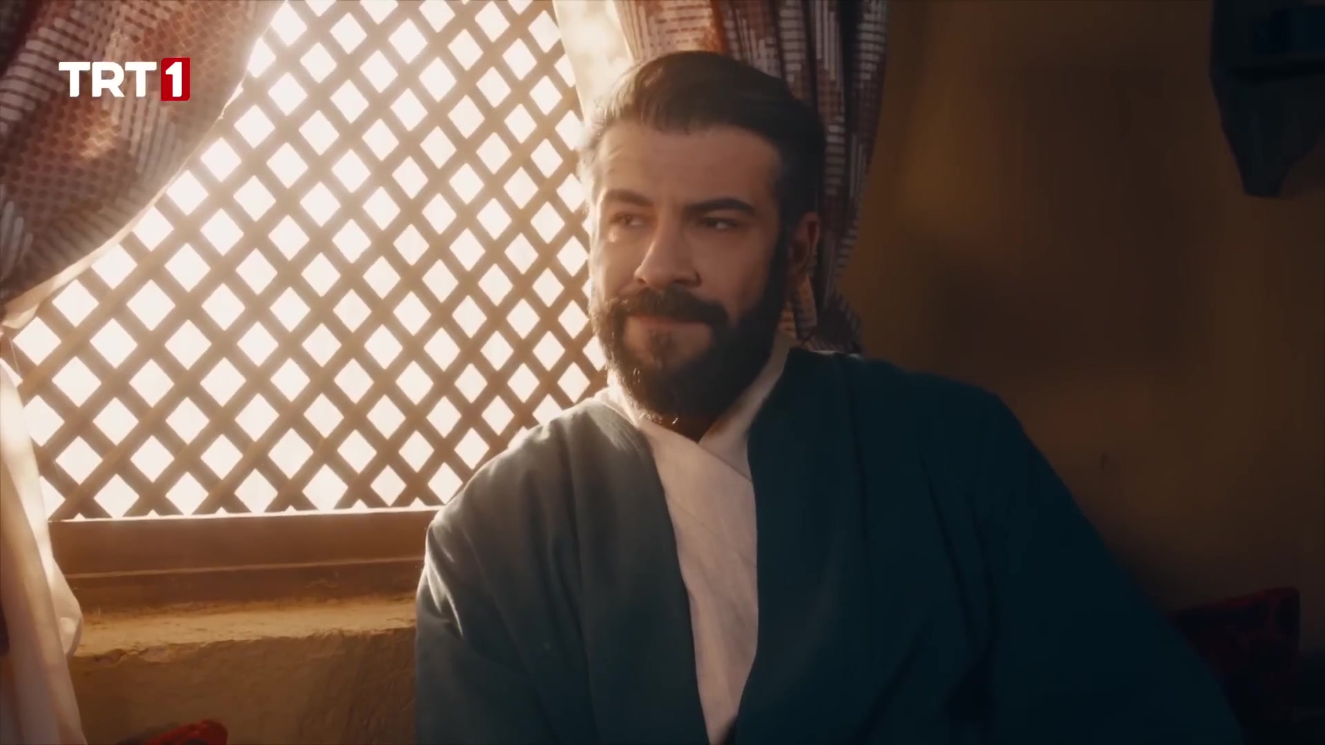 Кадры из сериала Азиз Махмуд Хюдайи: Путешествие любви 20 серия 1 сезон (2024)