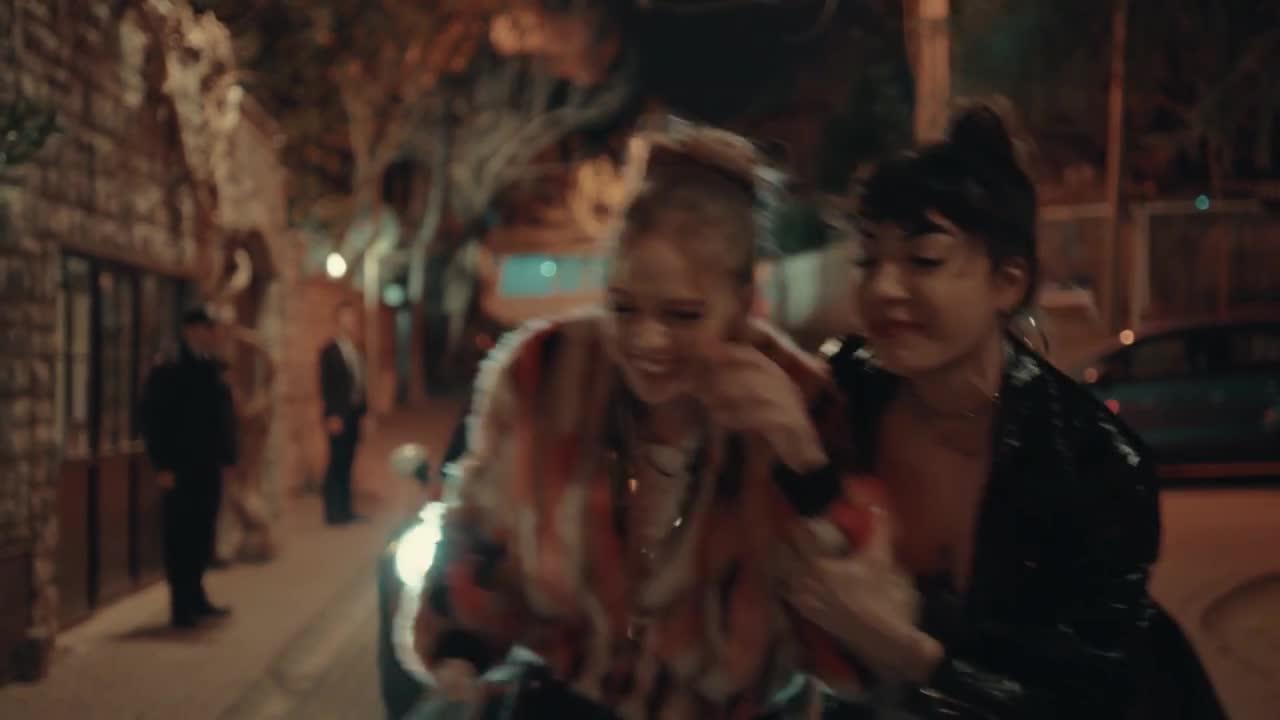 Кадры из сериала Новая жизнь 3 серия 1 сезон (2020)